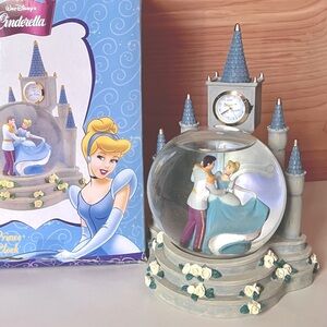 Disney Cinderella & Prince Snow Globe Clock